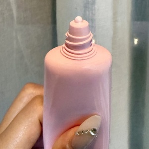 La crème pour le visage la plus vendue de haute qualité possède les fonctions apaisantes, rafraîchissantes, blanchissantes et éclaircissantes. - Product Image 6