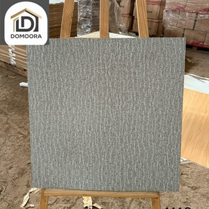 Dalles de sol autocollantes en <span class=keywords><strong>PVC</strong></span> ignifuge robustes 60x60, revêtement de sol vinyle antidérapant et imperméable pour commerce - Product Image 1