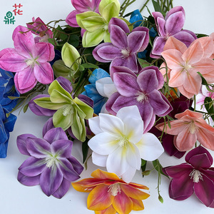 Fleurs artificielles en soie de clematis et de magnolia, décorations murales de mariage, rondes, en plastique, de haute qualité - Product Image 2