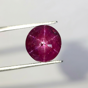 Rubis naturel Corindon Rose Rouge Taillé Brillant Rond 8x mm 4-5 Carats FF pour la Fabrication de Bijoux - Product Image 1