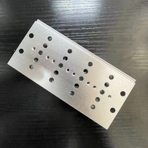 Valvola Solenoide OEM AirTgmc per Modifiche, Piastra 4F Nuova Originale, Componenti Pneumatici Hot Runner Leggeri, Origine Cina, 1 Anno di Garanzia - Product Image 1