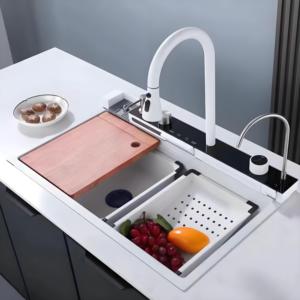 Moderne Luxe Roestvrijstalen Handgemaakte Keukengootsteen Waterval Enkele Dubbele Kom Met Twee Gaten Nano Oppervlaktebehandeling - Product Image 5