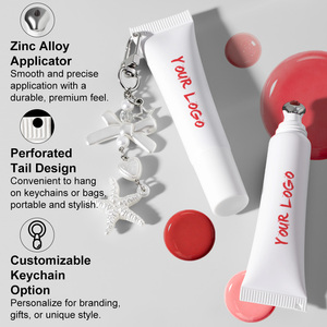 Tùy chỉnh in logo giữ ẩm sáng bóng Son bóng đặt hàng số lượng lớn với lỗ treo móc khóa hợp kim kẽm đầu môi men - Product Image 6