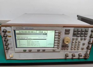 Générateur de signal analogique E8257D de 250 kHz à 20 GHz pour instruments de test - Product Image 4