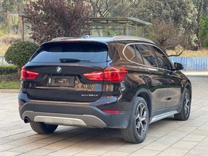 รถมือสอง BMW <span class=keywords><strong>X1</strong></span> sDrive18li รุ่นแฟชั่น ปี 2019 เครื่องยนต์เทอร์โบ 8 ลิตร เกียร์อัตโนมัติ ภายในสีเงิน รุ่นซิลเวอราโด - Product Image 6