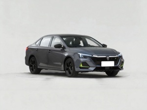 El Roewe I6 MAX 2020 300TGI Automático con Techo Corredizo, Conducción Inteligente, Edición Supremo, es un Sedán Compacto. - Product Image 3