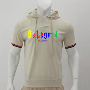 OEM ODM en stock Logo imprimé décontracté à capuche pour hommes, T-shirt sportif à manches courtes pour hommes, haut gaufré urbain à la mode - Product Image 4