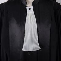 Robe et toge judiciaire traditionnelle noire de qualité supérieure pour avocats et magistrats