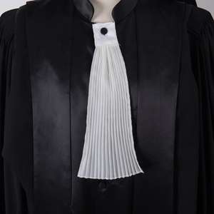 Traje Jurídico Tradicional Negro de Primera Calidad, Atuendo Judicial, Túnica y Bata para Abogado, Abogado, Magistrado - Product Image 3