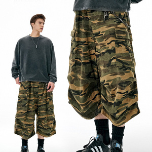 Pantalones cortos de trabajo con camuflaje de jungla, estilo casual americano, para primavera y verano 2026, nueva marca de moda. - Product Image 1