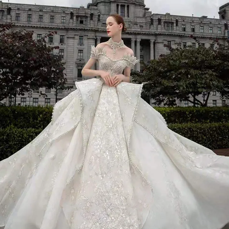 High Quality Luxury Trailing Wedding Dress Handmade Lace Mesh Bridal Ball Gown Wedding Dress