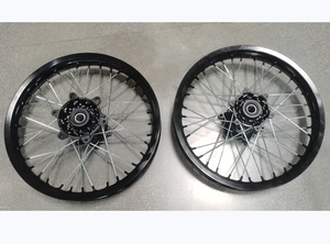 Ensemble de <span class=keywords><strong>roue</strong></span> <span class=keywords><strong>arrière</strong></span>, ensemble de jante <span class=keywords><strong>arrière</strong></span> (2.15*18), Ensemble de jantes en alliage <span class=keywords><strong>arrière</strong></span> (Série 7, 2.15X18, Jantes noires, Roues noires) - Product Image 6