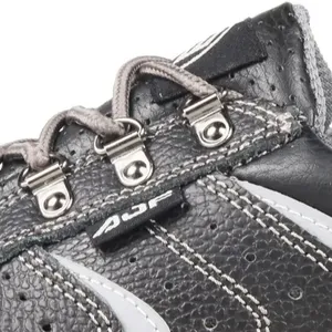 Sapatos de couro bovino confortáveis pretos de qualidade mais vendidos com proteção de bico de plástico e função anti-esmagamento resistente ao desgaste