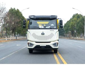 รถกวาดถนน Clw Howo 4x2 18 ตัน คุณภาพเชื่อถือได้ รองรับการปรับแต่งสำหรับการทำความสะอาดในเขตเทศบาล - Product Image 6