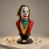 Statue de buste du Joker hyper-réaliste avec vêtements en tissu et effet peau en silicone, objet de collection pour man cave en résine