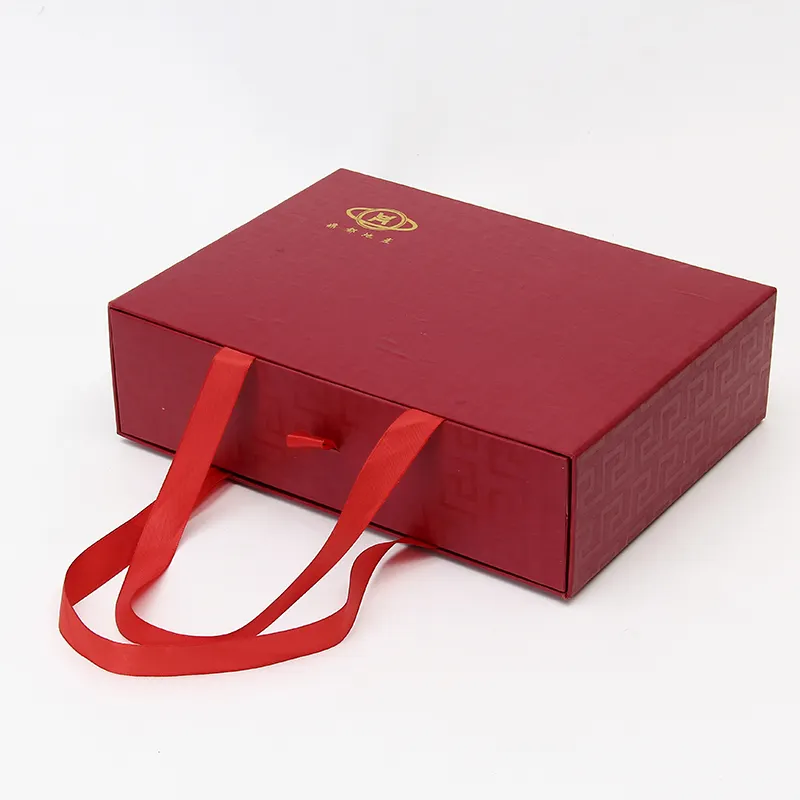 New Arrival Custom Different Color Different Shape Printing Handheld Gift Bag Large Capacity Luxury Gift Box