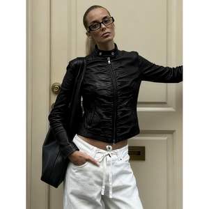 Chaqueta Bomber de Piel Sintética Personalizada para Mujer 2026, Cuello Alto, Cremallera, Estilo Moto, Ropa Urbana de Otoño, Manga Larga, Antiarrugas - Product Image 6