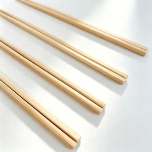 Produits Tendances 2026 Nouveautés Baguettes Pointues en Bambou Style Japonais Vaisselle Jetable Personnalisable avec Logo - Product Image 4