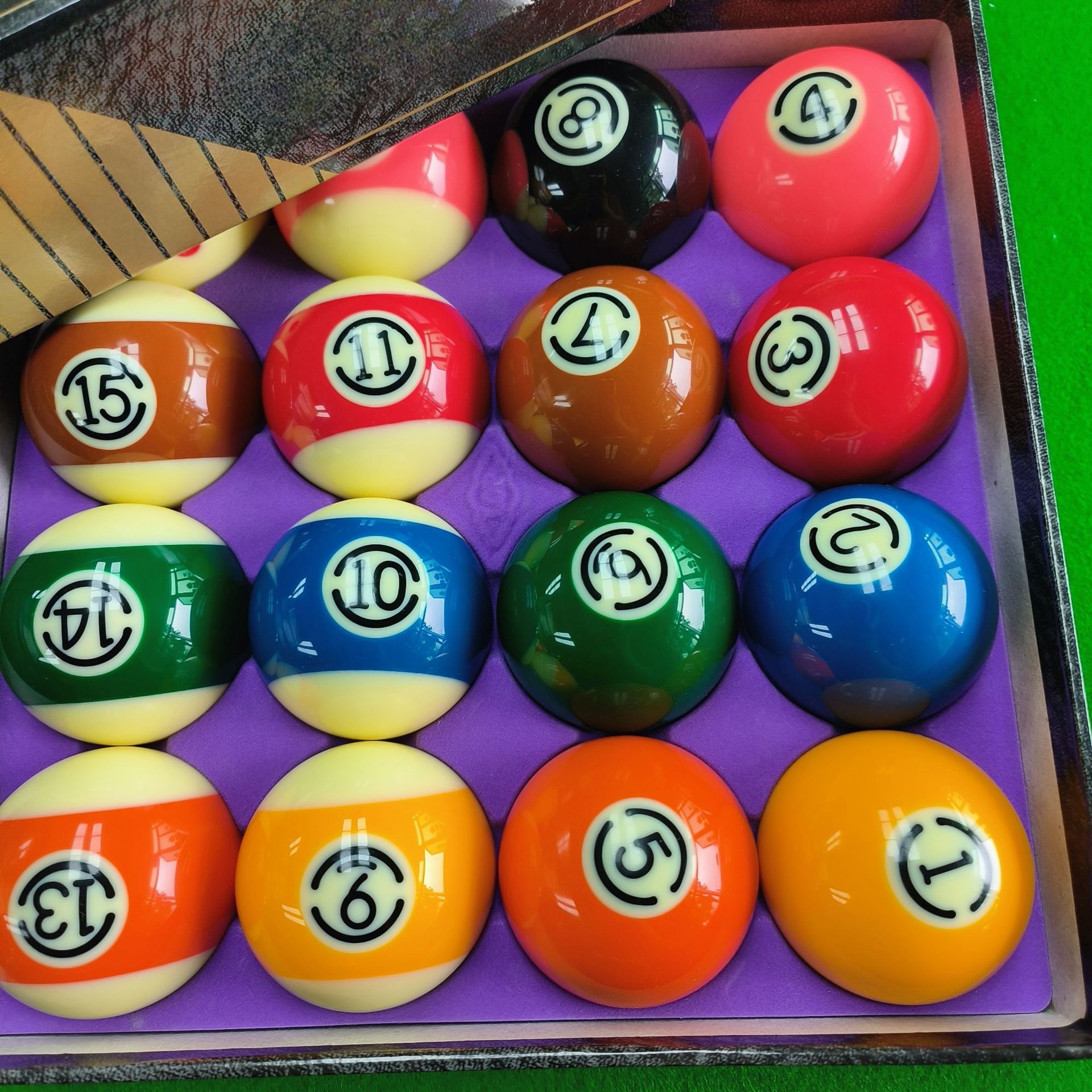 Boule de billard 8A diamant noir