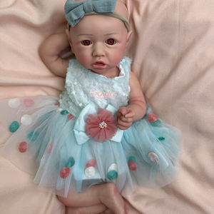 Bambola Reborn da 17 Pollici, Corpo Intero in Silicone Impermeabile, Testa di Neonato Dettagliata con Vene Visibili - Product Image 5
