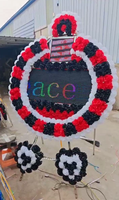 FU-016 Vente en gros, couronne funéraire LED personnalisée 1,5x2,4m, ensemble de couronnes commémoratives en chrysanthèmes artificiels avec support métallique