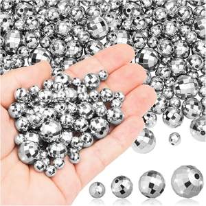 SOJI Vente en gros de perles rondes argentées effet <span class=keywords><strong>boule</strong></span> <span class=keywords><strong>disco</strong></span>, réfléchissantes et <span class=keywords><strong>à</strong></span> facettes, pour la fabrication de bijoux et bracelets, en plastique Lucite - Product Image 3