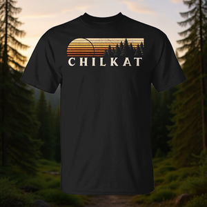T-shirt rétro Chilkat AK style années 80, motif coucher de soleil Evergreen, idéal pour les promotions sur le thème du rétro - Product Image 3