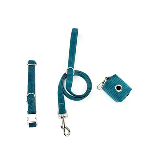 Conjunto de Collar y Correa de Pana para Perro con Logotipo Personalizado, Dispensador de Bolsas para Excrementos, Accesorio Ajustable para Pasear Mascotas, OEM ODM - Product Image 2