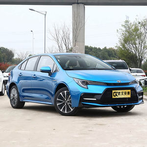 <span class=keywords><strong>Toyota</strong></span> <span class=keywords><strong>Corolla</strong></span> d'occasion 2023, boîte automatique, conduite à gauche, moteur turbo, sièges en cuir foncé, pneus R19, essence - Product Image 5