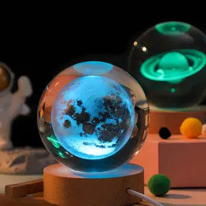 Système solaire planète sphère Laser 3D intérieur sculpté petite veilleuse boule de cristal avec base en bois lumière LED