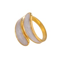 Bague géométrique en acier inoxydable sans ternir, anneau en émail ouvert Chic blanc noir pour femmes