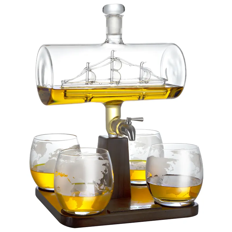 Home Bar Crystal Glass1000ml nave Bourbon liquore vino Dispenser regalo whisky Decanter Set per gli uomini papà con bicchieri di 4 Stand
