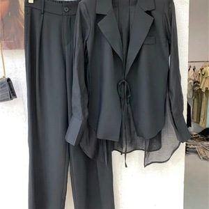 Femmes été en mousseline de soie épissage faux deux pièces veste taille haute <span class=keywords><strong>jambe</strong></span> large pantalon crème solaire costume deux pièces ensemble Sehe mode - Product Image 5