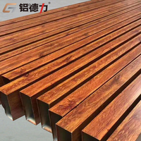 Perfil de Aluminio Extruido para Techo Tensado, Revestimiento con Aspecto de Madera, Tubo Cuadrado Hueco de Aluminio, Estructura de Techo 200x200
