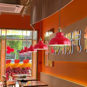 港式复古工业风，深绿色、橙色和红色，火锅店，烧烤，怀旧 - Product Image 4