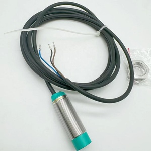 สวิตช์เซ็นเซอร์แบบเหนี่ยวนำ Pepperl+Fuchs รุ่น NBN8-18GM50-E0 - Product Image 5