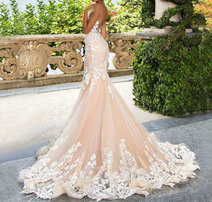 S5897F 2026 nuova moda girocollo sul retro mostra il sottile pizzo a coda di pesce e champagne <span class=keywords><strong>sposa</strong></span> che trascina gli abiti da <span class=keywords><strong>sposa</strong></span> - Product Image 1