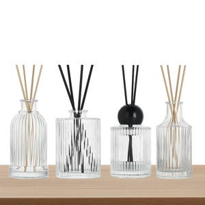 Bouteille de recharge de diffuseur d'arôme de roseau en verre vide de luxe de 150ml décorative à la main - Product Image 2