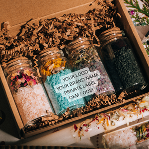 Sal de baño herbal pura para el cuerpo, calmante y para el cuidado de la piel, desintoxicante y relajante para una experiencia aromaterapéutica relajante - Product Image 1