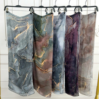 Modèle chaud Modal Coton Écharpe Hijab Aquarelle Numérique Imprimé Ethnique Écharpe Doux Respirant Foulard pour Femmes Musulmanes Usage Quotidien