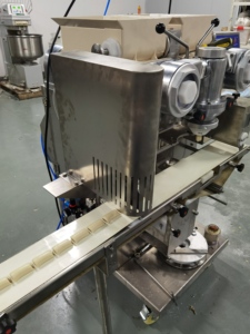 Máquina Profesional para Hacer Rollos de Higo HJ-860, Máquina para Galletas Newton, Máquina para Barras Rellenas de Dátiles - Product Image 4