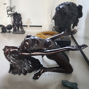 Scultura Moderna BLVE a Grandezza Naturale, Base per Tavolino da <span class=keywords><strong>Caffè</strong></span> in Bronzo con Statua di Donna Nuda - Product Image 2