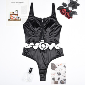 Ensemble de lingerie sexy en satin à bretelles croisées et à baleines, ensemble de sous-vêtements deux pièces très vendu pour femme - Product Image 6