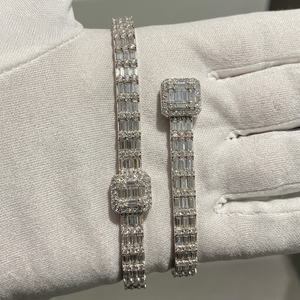 Bracelet manchette en argent 925 pour femme, serti de moissanite taille brillant rond, fait main, bijou de mariage classique - Product Image 1