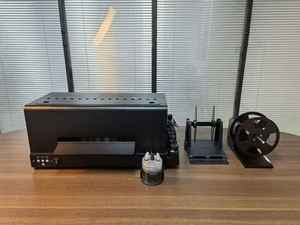 เครื่องพิมพ์ฉลากดิจิตอล UV ขนาด A3 เครื่องพิมพ์สีแบบม้วนสำหรับขวด กระป๋อง ขวดพลาสติก และน้ำ เครื่องพิมพ์ฉลากดิจิตอล UV - Product Image 1