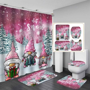Cortina de Ducha de Poliéster con Diseño de Gnomos Rosados en una Escena de Nieve, Cortina de Baño con Impresión Digital Personalizada, Impermeable, Venta al por Mayor, Moderna - Product Image 1