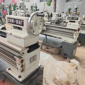 Torno horizontal de metal CME usado y económico, modelo CA6140A, de servicio ligero, manual, 1 año de garantía, husillo MT6, 380V, 4 herramientas, 360mm de giro, 250mm - Product Image 4