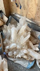 High Quality Natural Large Clear White Quartz Healing <strong>Crystal</strong> <strong>Clusters</strong> Polished for Household Decoration or Gift Giving - Product Image 4