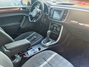 Auto Usado <span class=keywords><strong>2018</strong></span>, <span class=keywords><strong>Beetle</strong></span> 180TSI 1.2T Turbo, Transmisión DCT de 7 Velocidades, 0-100 km/h en 10.9s, 180 km/h, Auto Clásico - Product Image 3