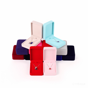 Boîtes à bijoux en velours à fermeture à pression, doublure en éponge, coins arrondis, multicolores, multi-styles, logo personnalisé, vente en gros d'usine - Product Image 2